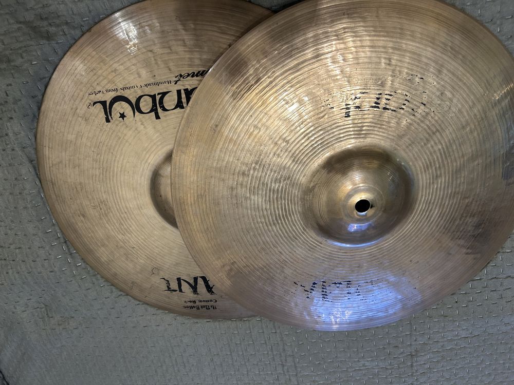 Hi-hat Istanbul Radiant Custom Rock 13”