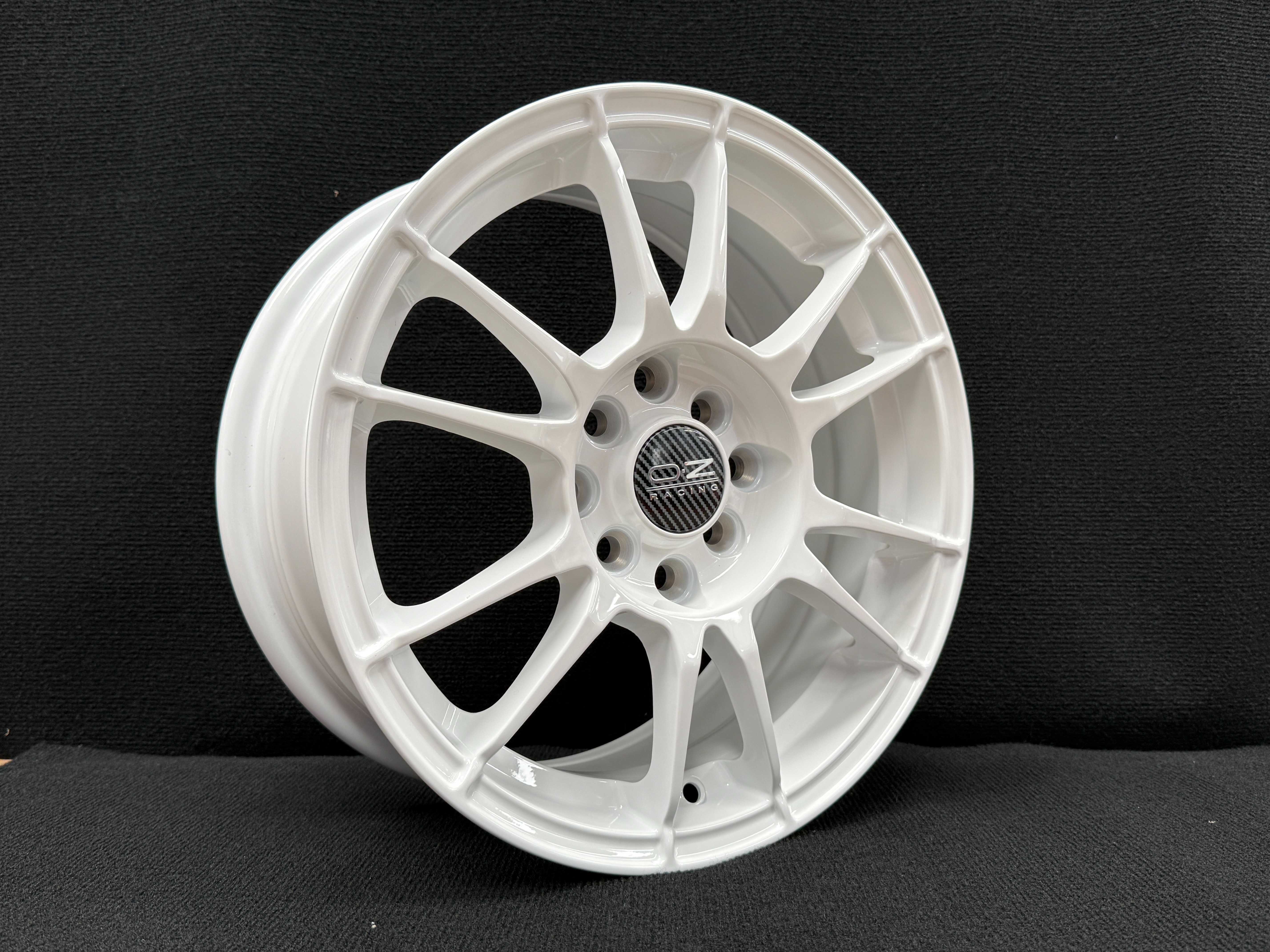 Jantes Look Oz Ultra em 15 | 4x100/114.3