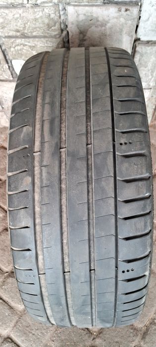 235/45/18 шини мішелін