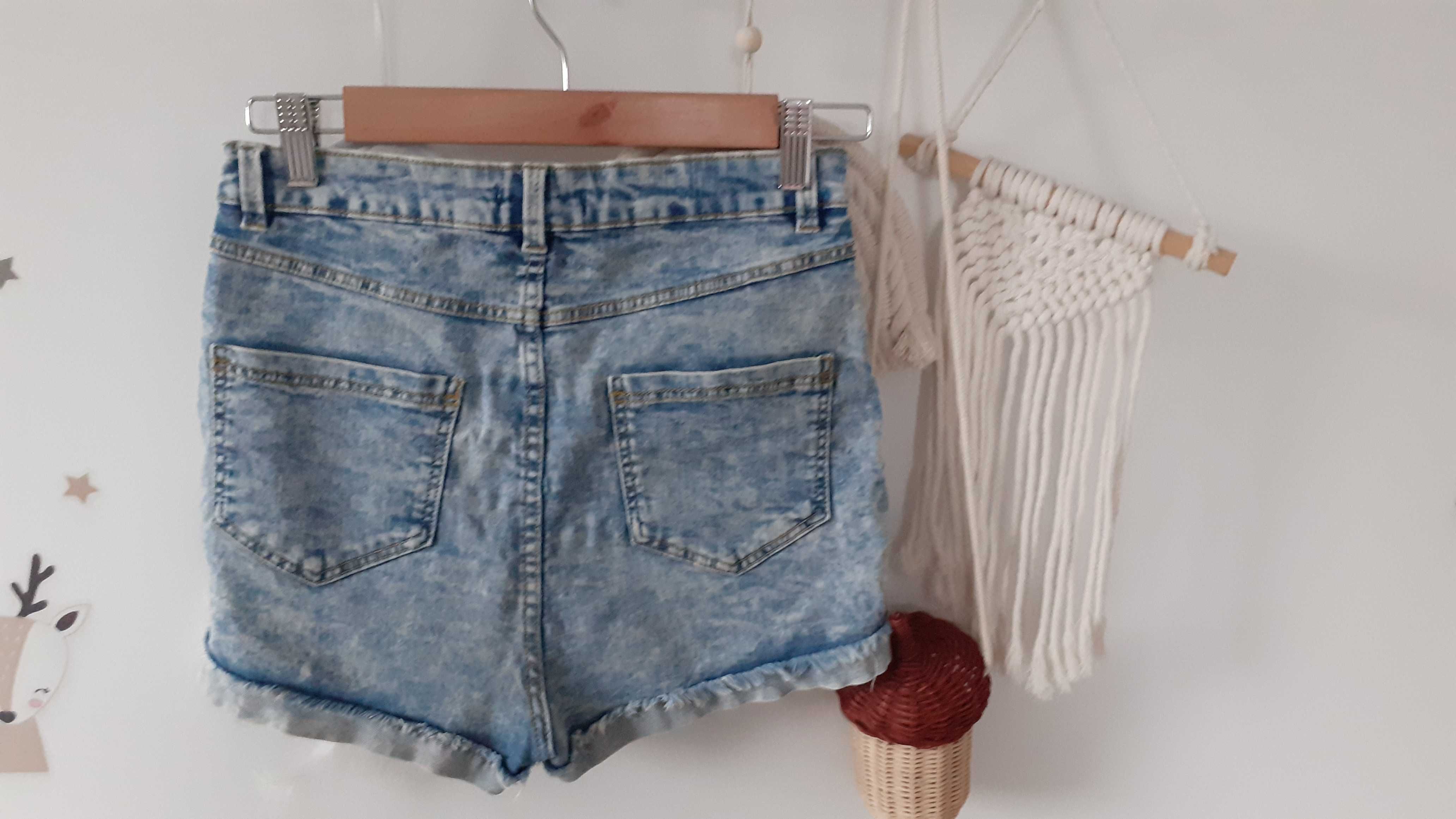 Szorty Bershka rozm.38