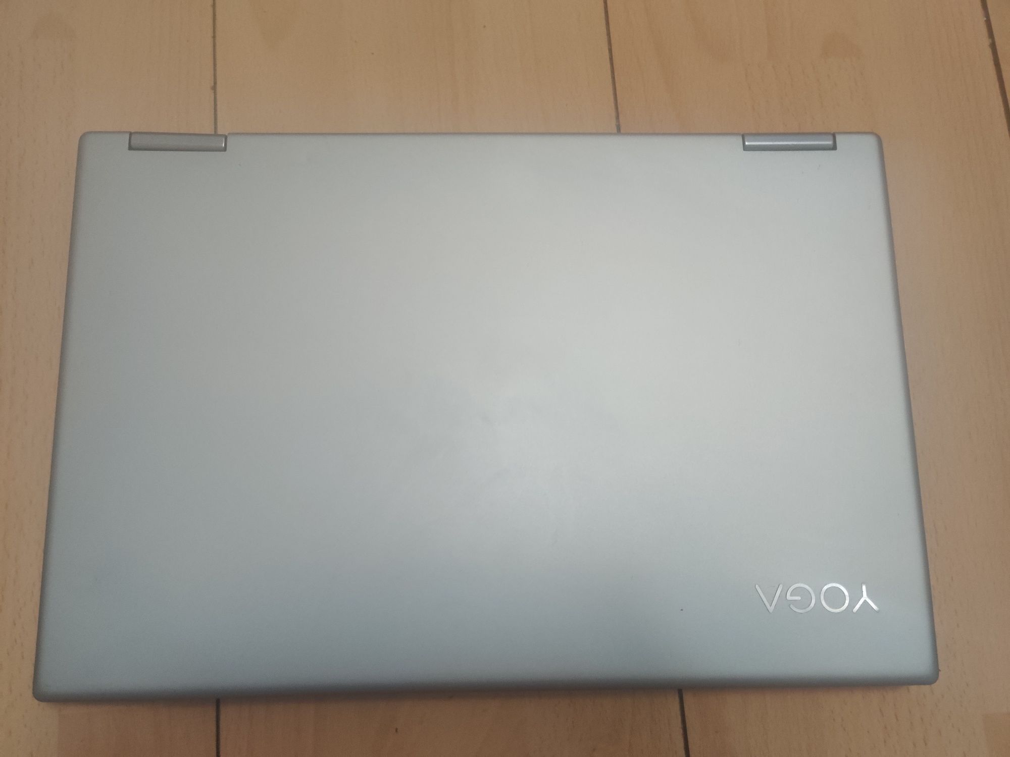 Lenovo Yoga 720-15IKB 15.6" Touch i7-7700HQ/16GB/256GBSSD/GTX 1050 2GB