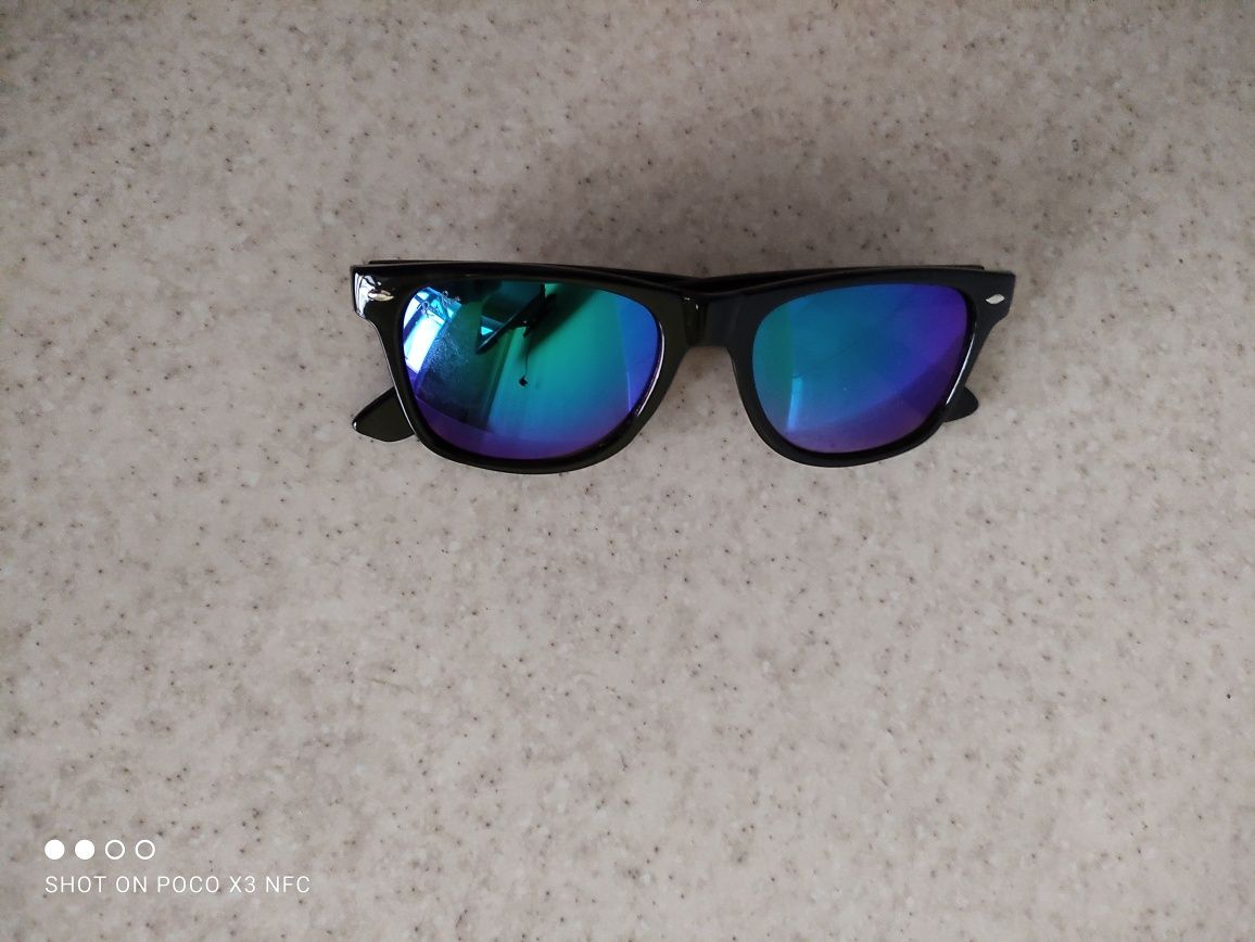 Подарок/Солнцезащитные очки