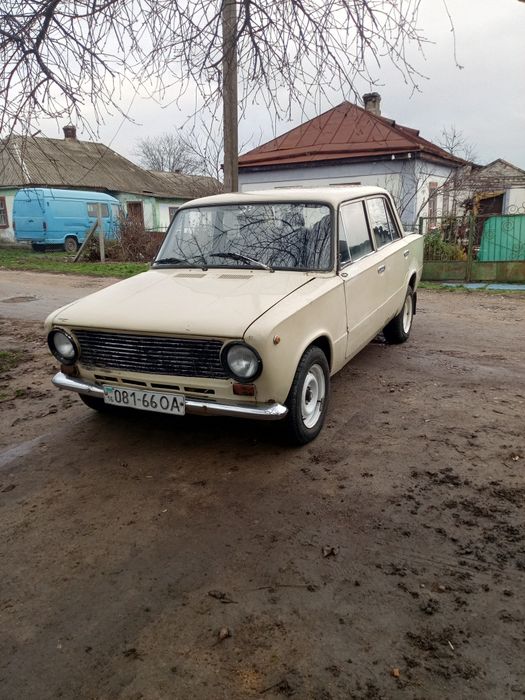 Продам автомобіль на повному ходу