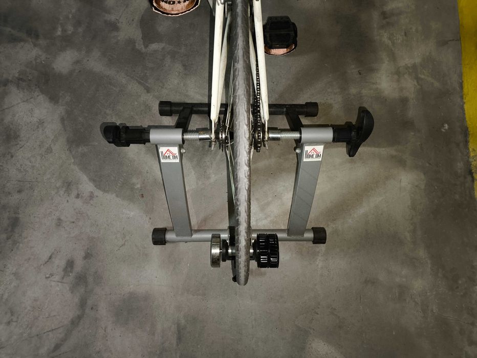 Rolo de treino de bicicleta