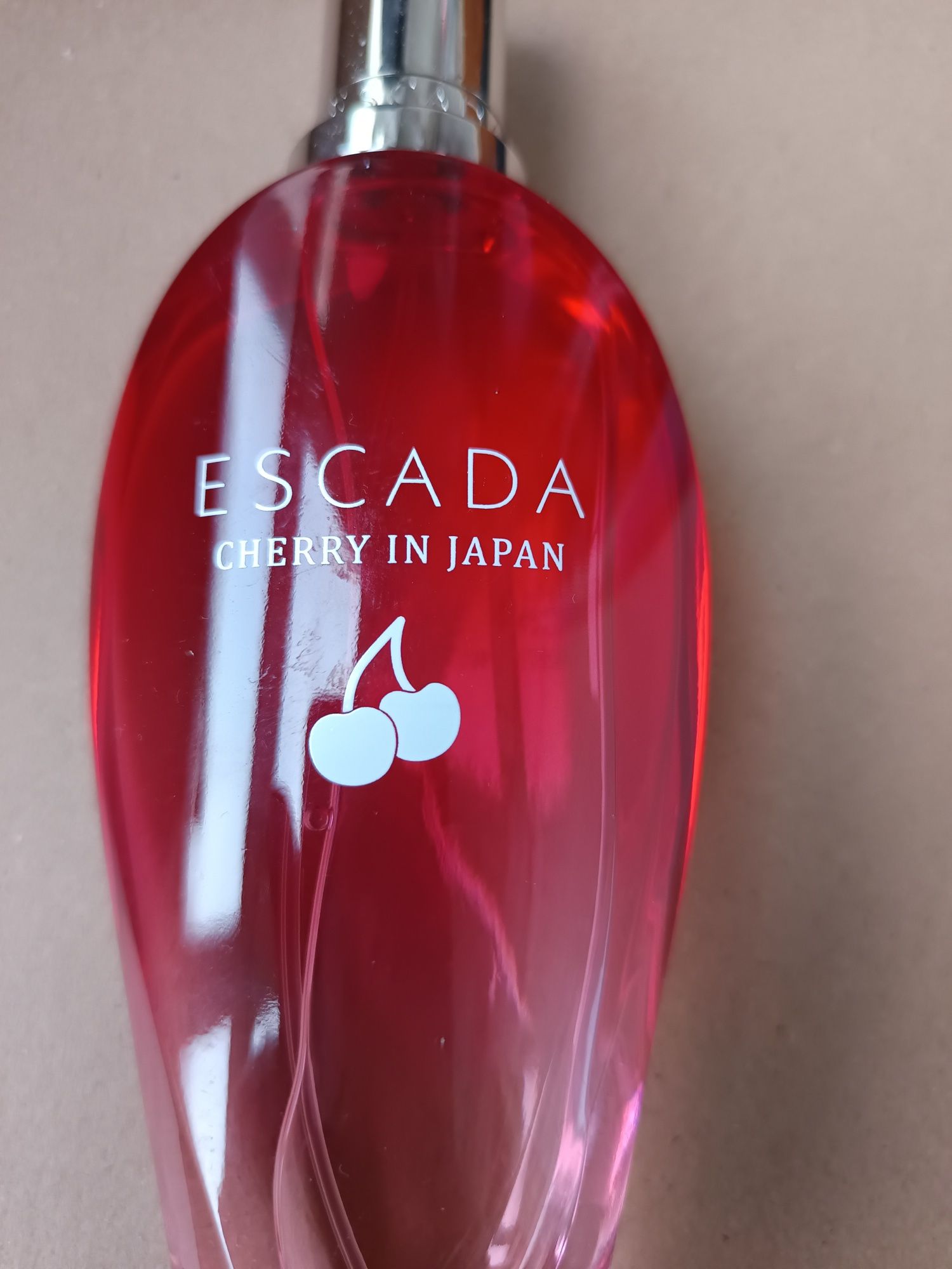 Escada Cherry in Japan Eau de Toilette.