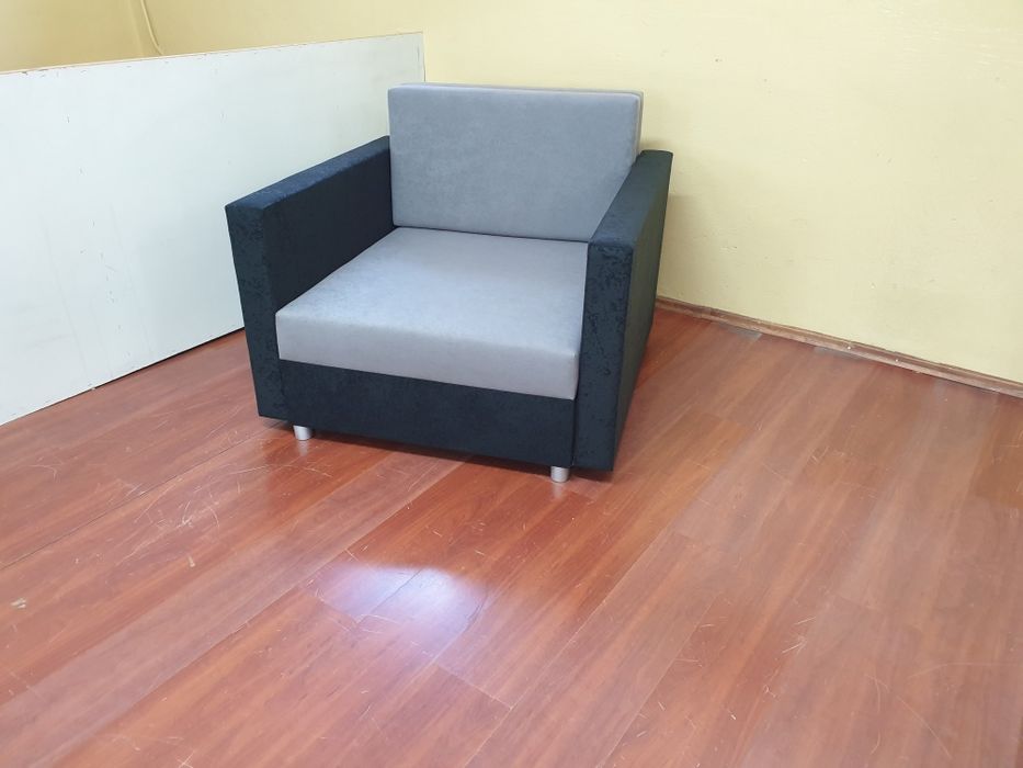 Kanapa z Funkcja Spania Kolor Dowolny