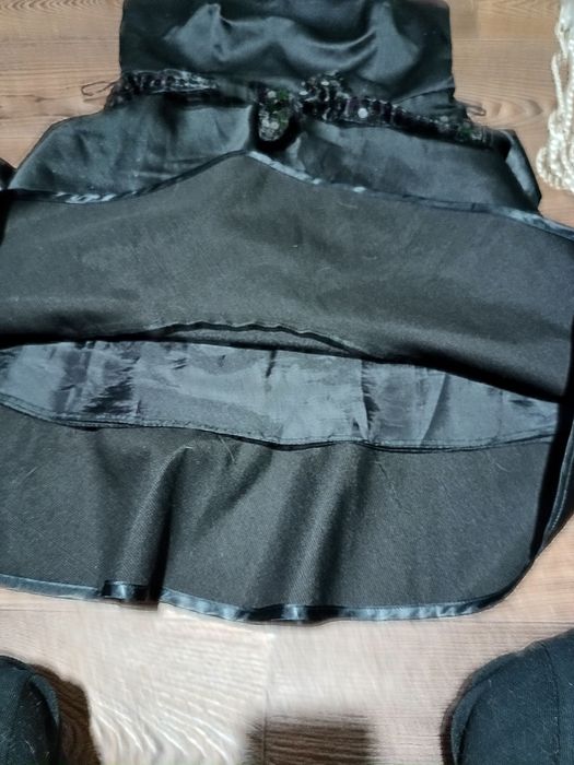 Нарядное котельное  платье на корсете