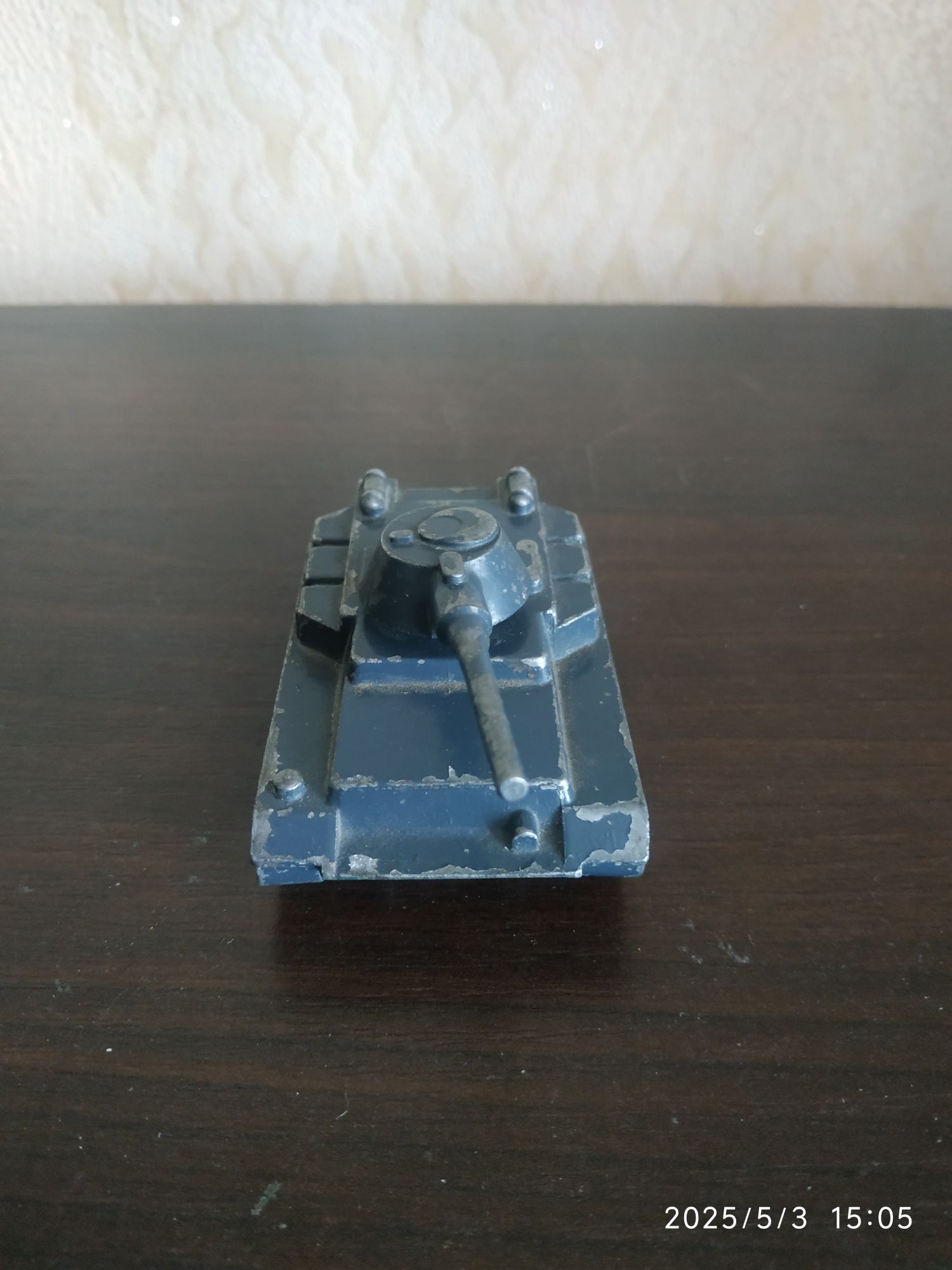 Танк  (ВИЗ) .Игрушка Ссср