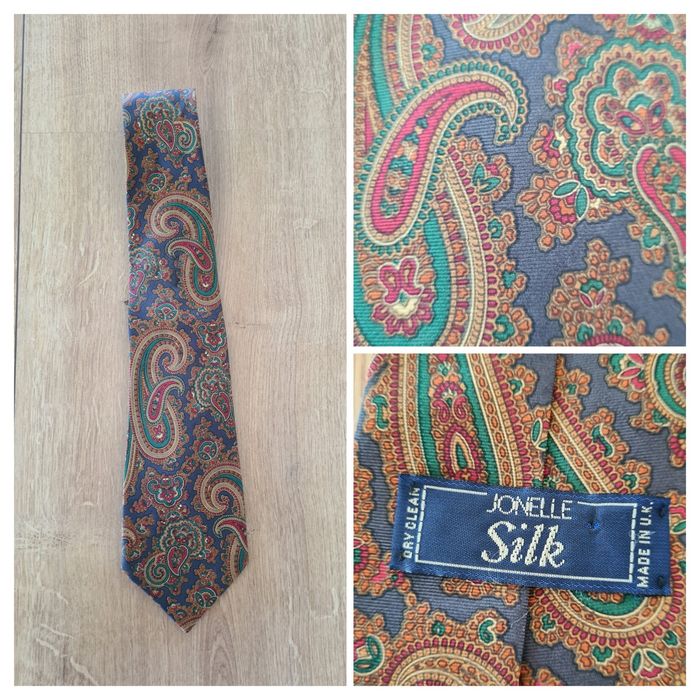 Krawat 100% Jedwab Silk.  Wzór persley