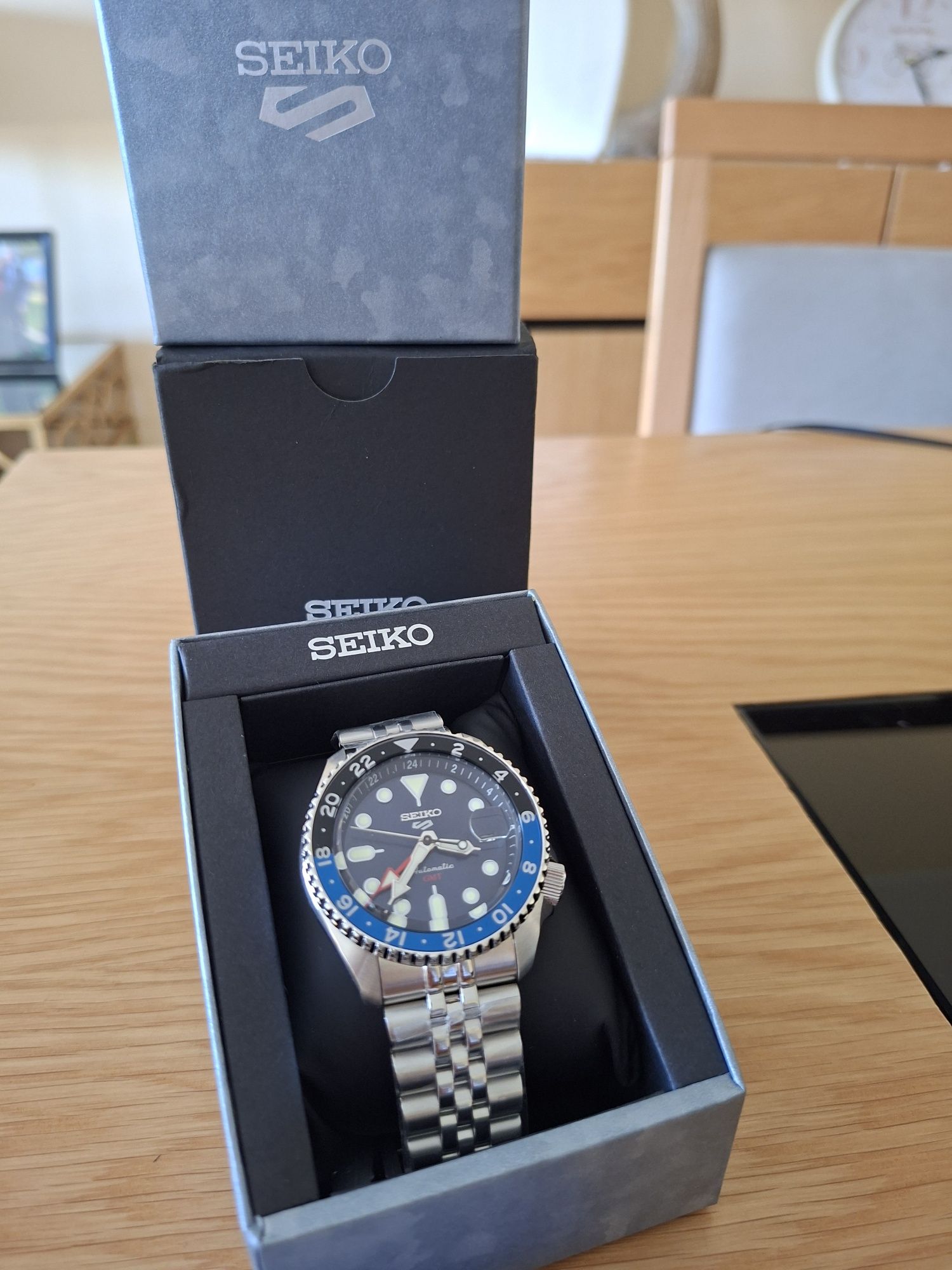 Relógio Seiko  automático 5 Sports Novo