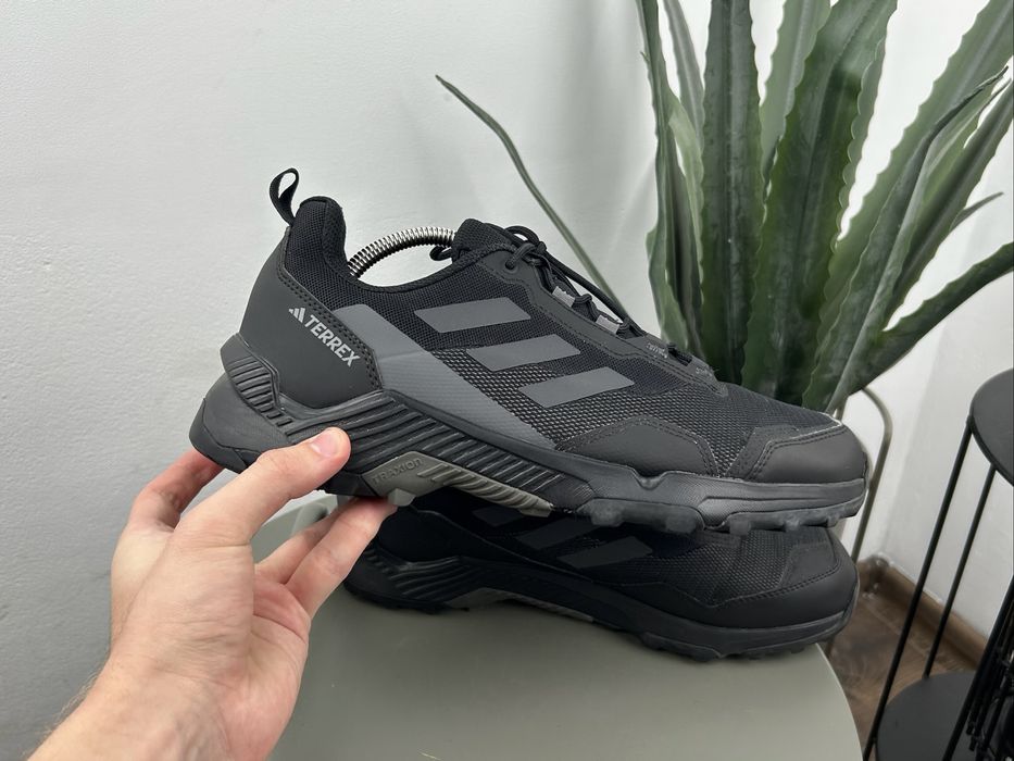 Оригінал! Кросівки Adidas Terrex 44.5 розмір М04384