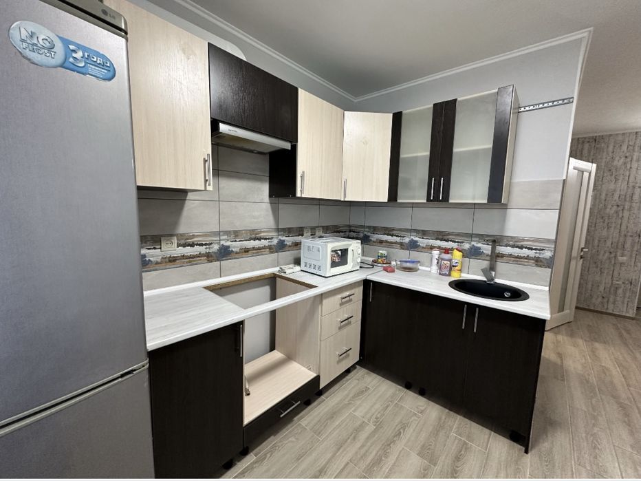 Продается 1 кк в Центре! Защука!