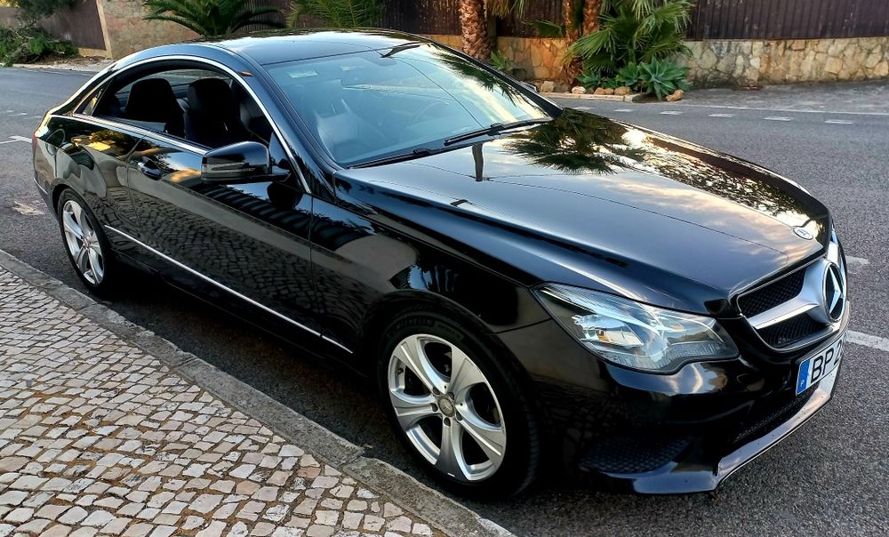 Mercedes-Benz E 200 CGI Turbo Blue Efficiency Caixa Manual
