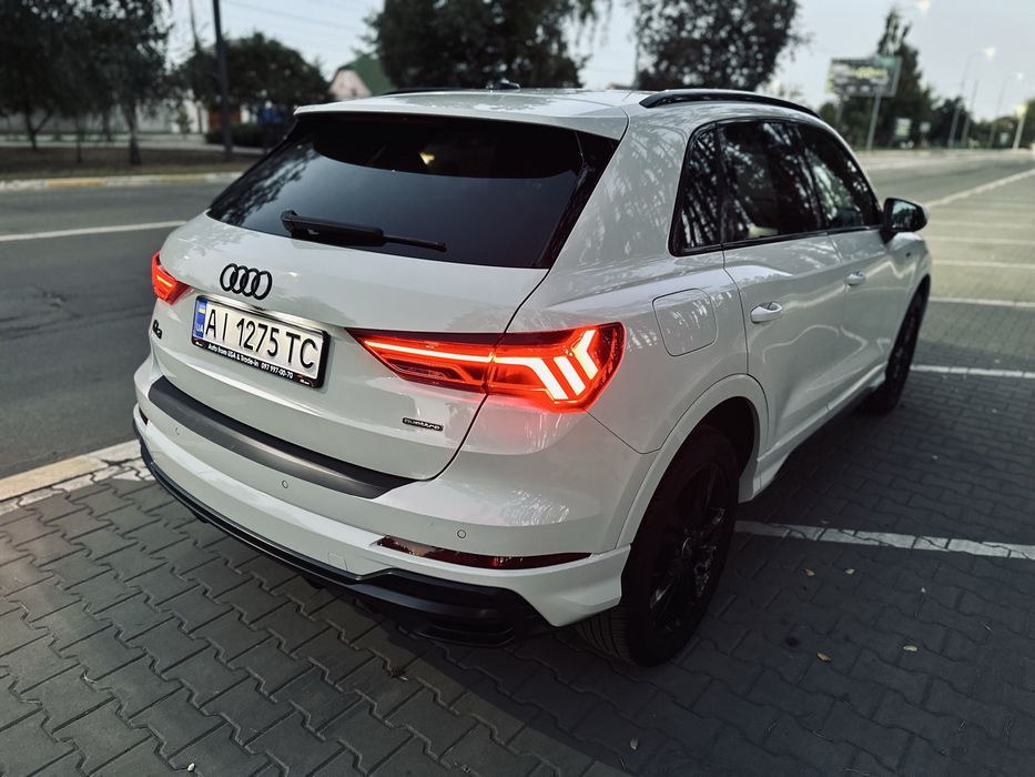 Audi Q3 Premium Plus S-line