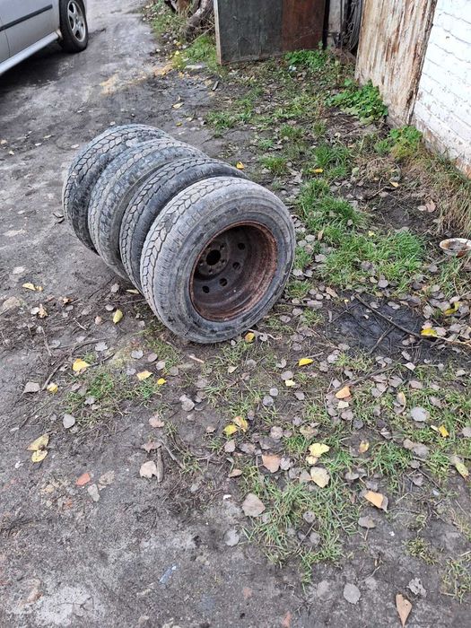 Продам грузові зимові колеса