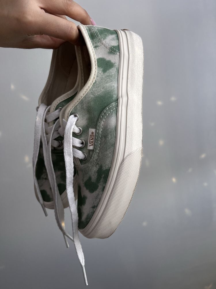 Buty Vans klasyczne rozmiar 34 niskie trampki