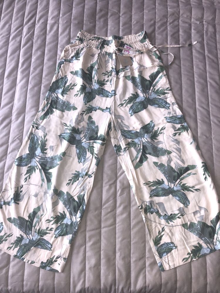 Штаны(кюлоты) Primark.xs.34 размер.