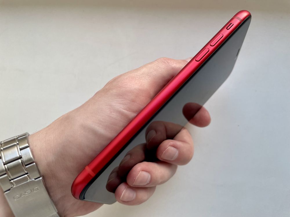 iPhone XR 64GB Red Neverlock