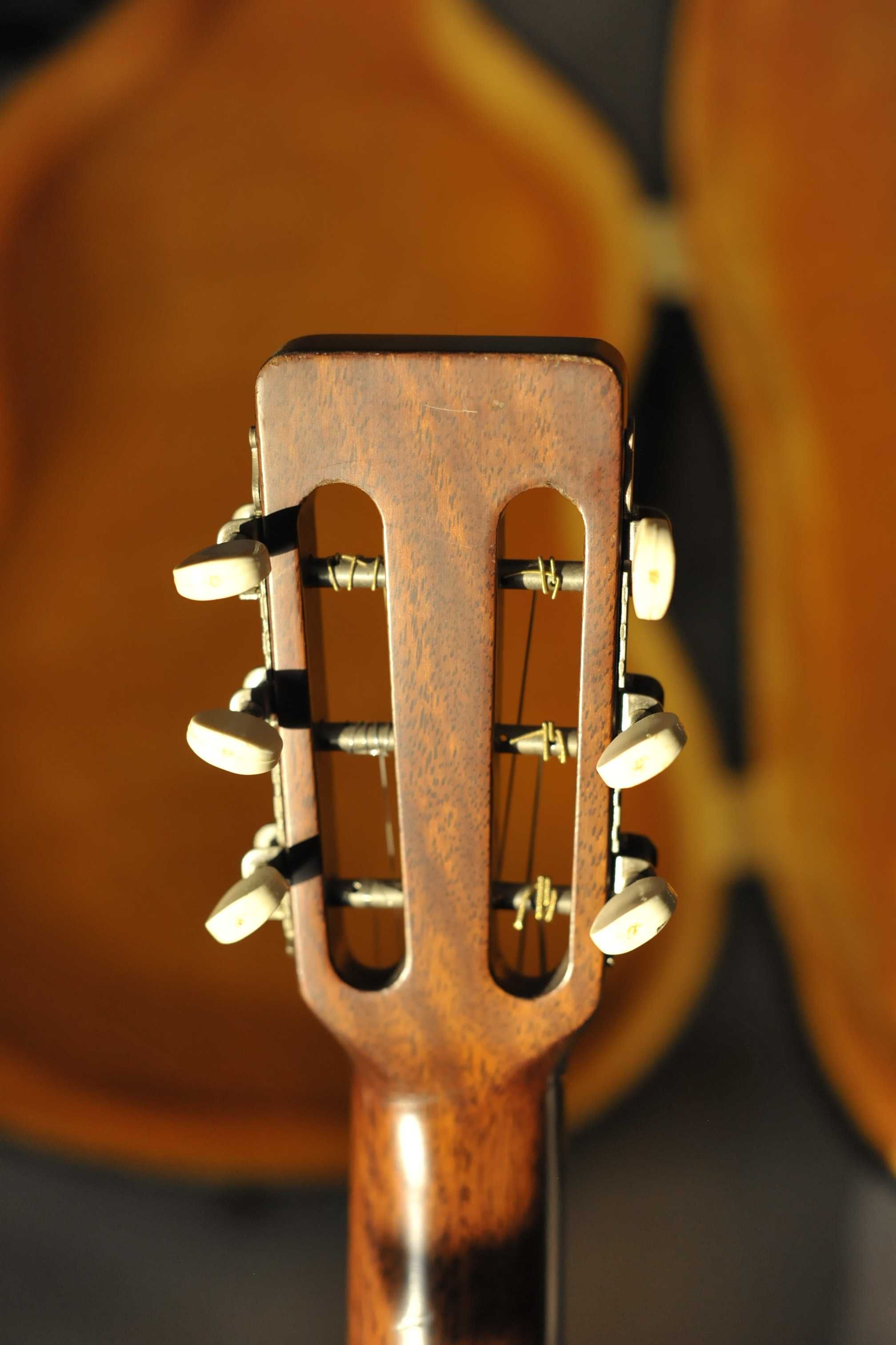 Takamine F312,  00-16 New Yorker, 1978