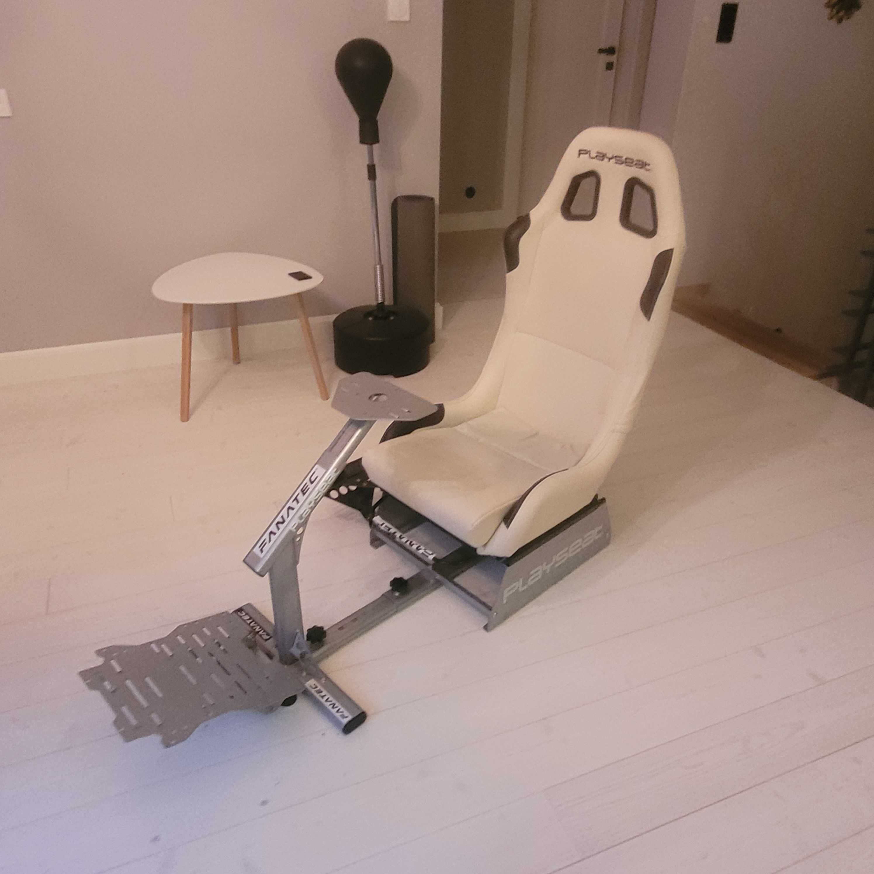 Playseat Evolution White