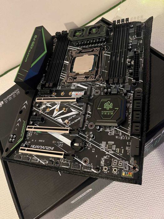 Супер комплект ! Huananzhi X99-F8 + E5-2680 v3 + Top Flow TISHRIC Led