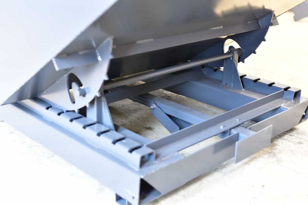 Kontener 900L / Kontener samowyładowczy / Koleba