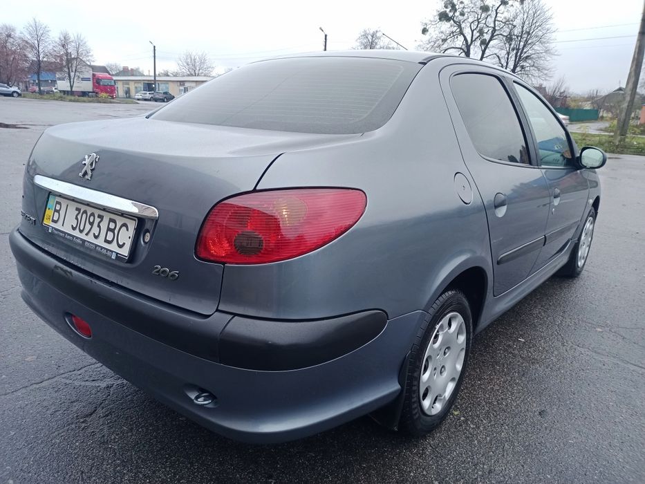 Peugeot 206 2009р 1.4 ГБО 1власник з салону
