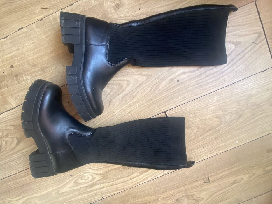 Продам осінні сапоги