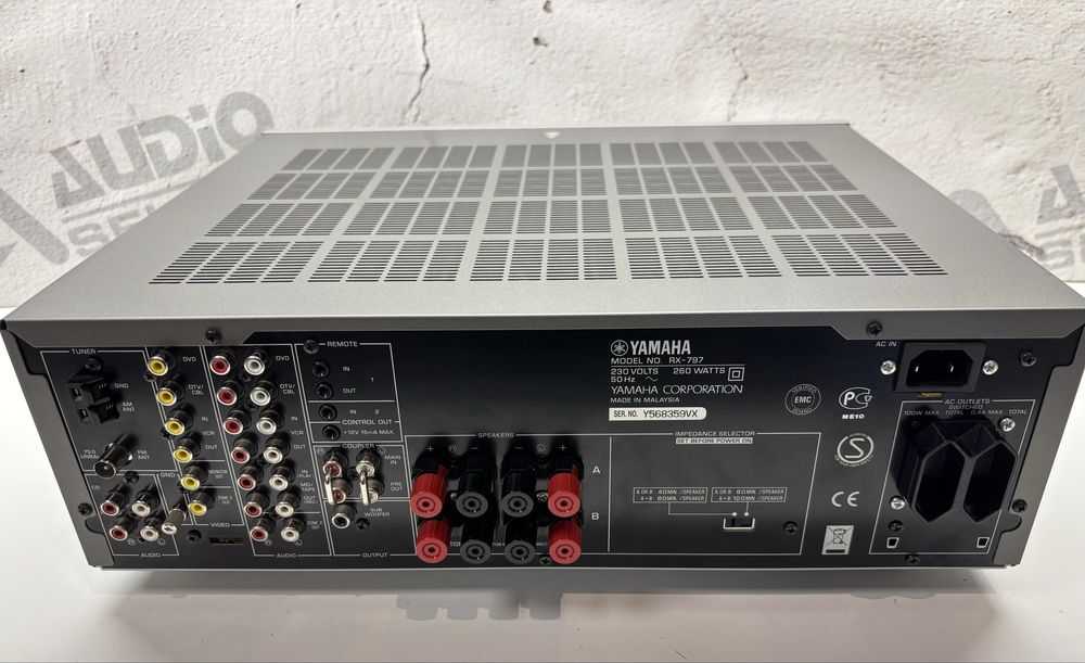 Yamaha RX-797 amplituner stereo