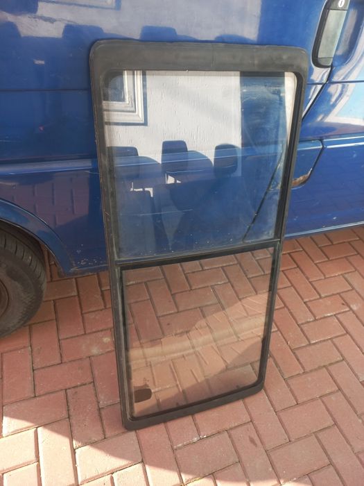Продам форточку фольксваген т4
