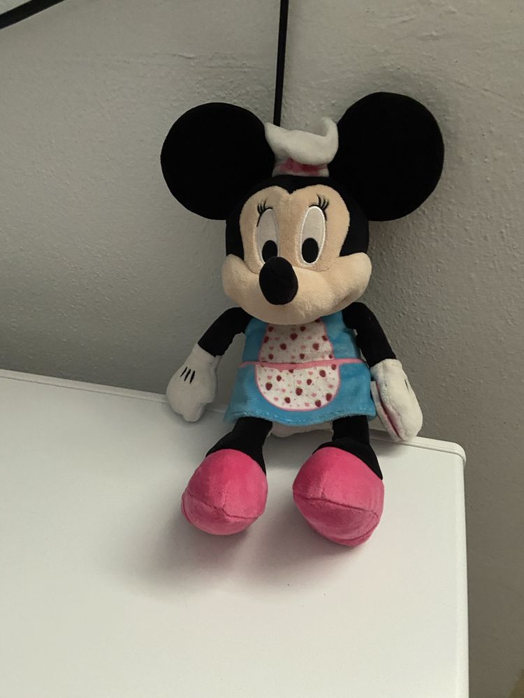 Minies em peluche de varios tamanhis