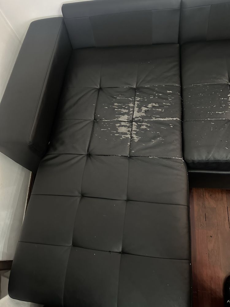 Sofa preto de napa