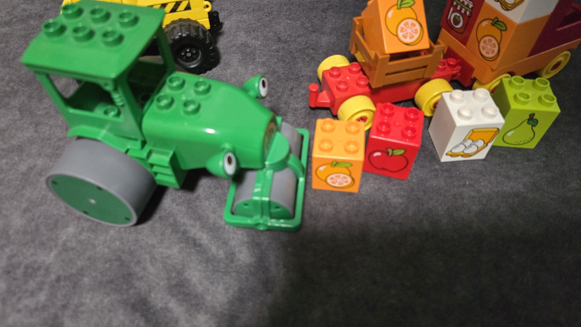 Lego Duplo pojazdy tir pojazdy budowlany traktor