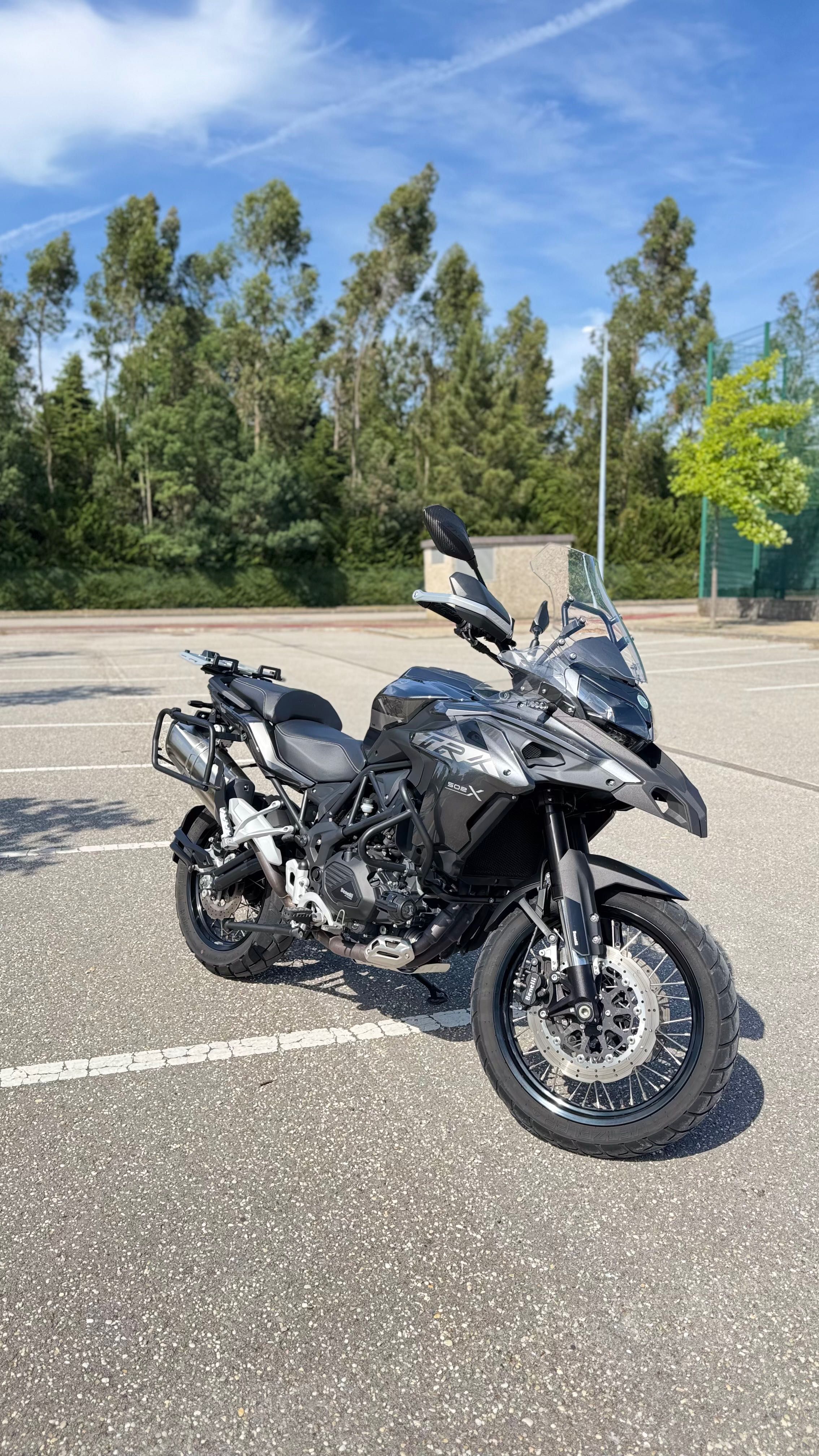 Benelli TRK 502 X (com malas)