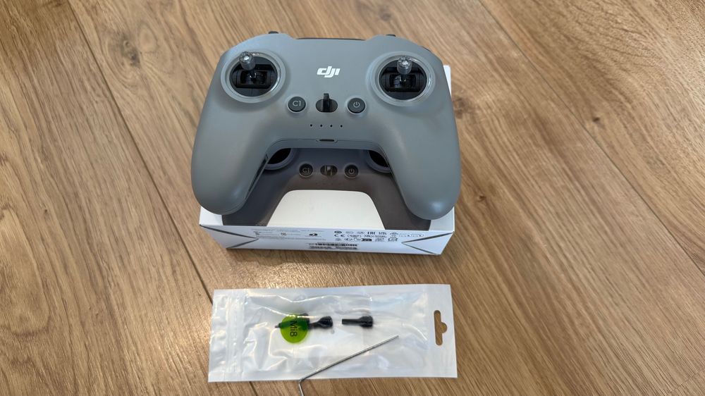 DJI FPV Remote Controller 3 stan jak nowy, gwarancja do maja 2027!