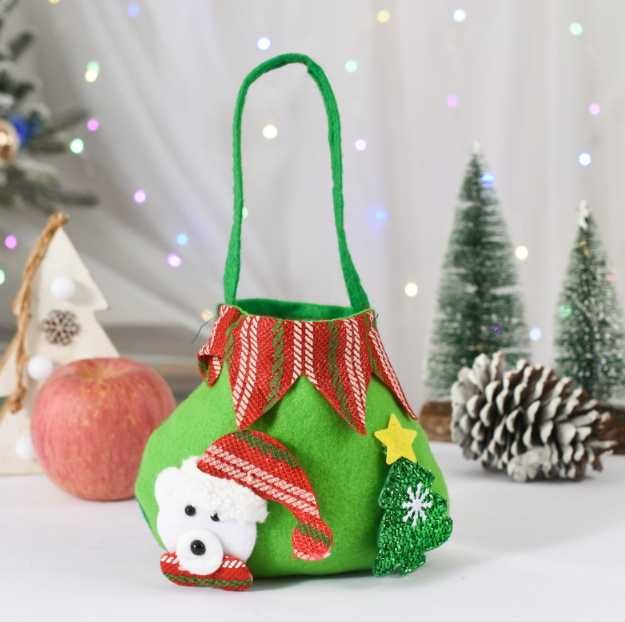 Torba worek na prezenty 18x16 cm ZIELONO - CZERWONY Z MISIEM