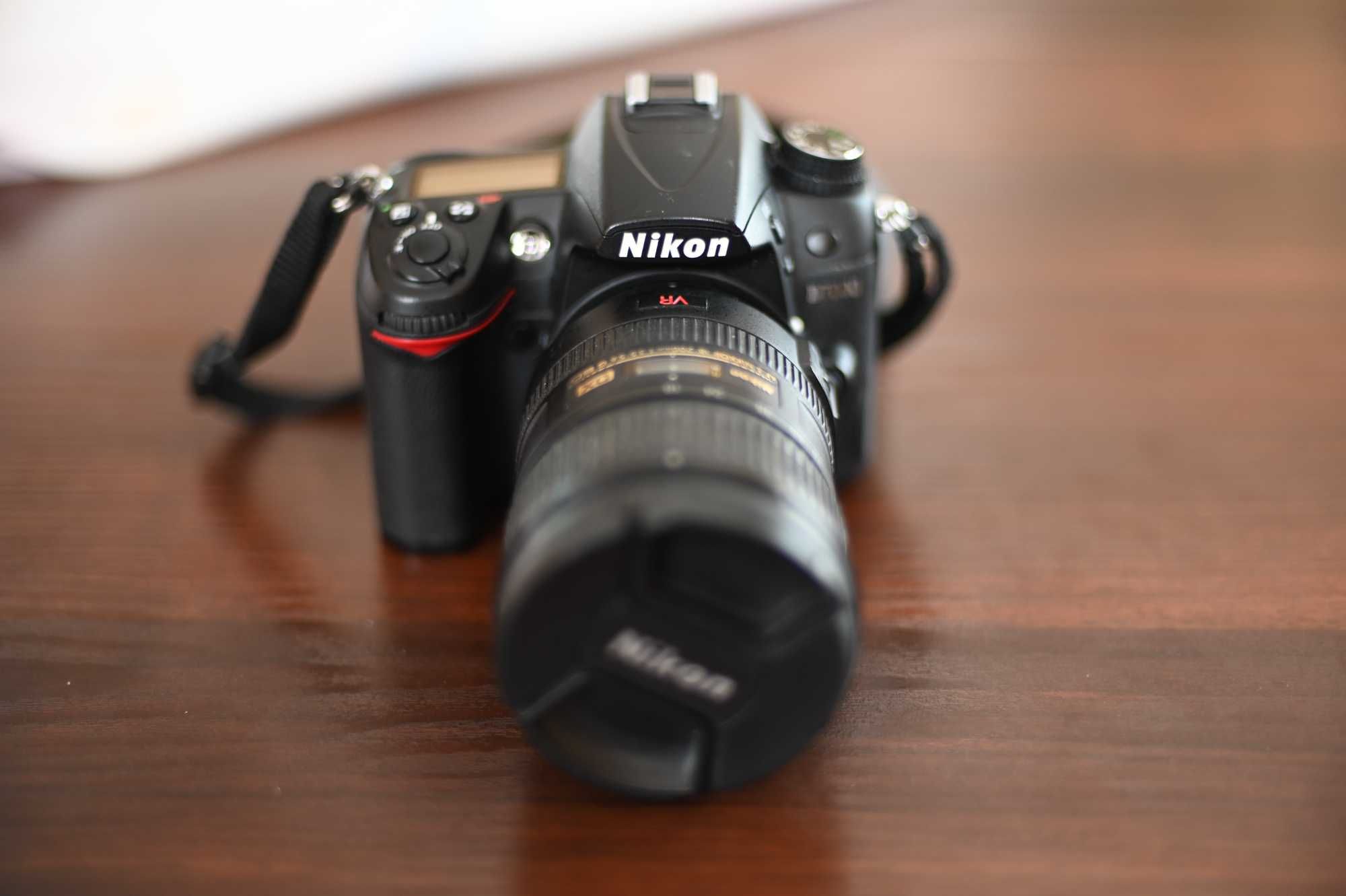 OKAZJA:korpus Nikon D7000, obiektyw AF-S DX VR 18-200 f/3.5-5.6G IFED