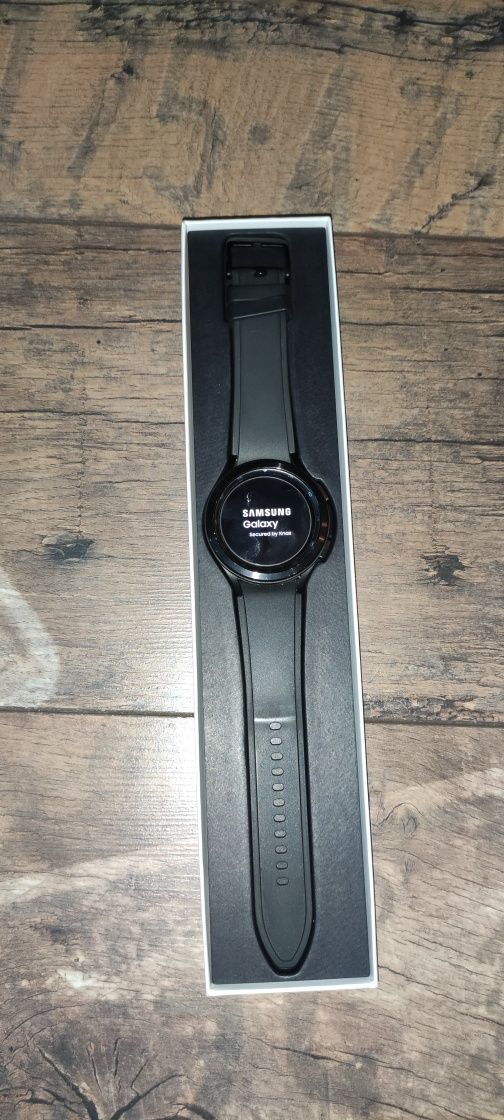 Samsung Galaxy watch 4 classic 46mm