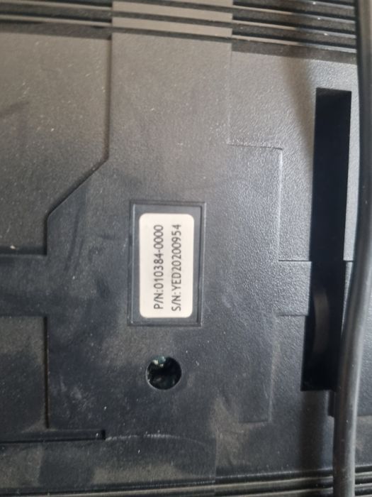 Logitech kierownica plus pedały plus dwa joysticki