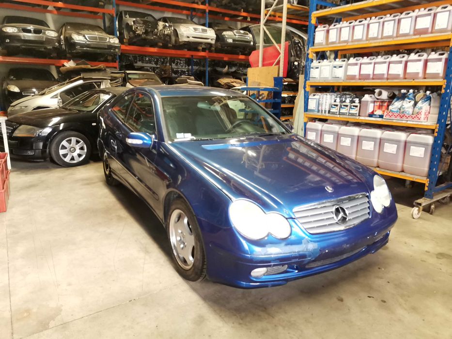 MERCEDES W203 SPORT COUPE 220 CDI PARA PEÇAS