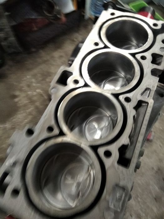 Двигатель 2.4 G4KJ Sportaeg ix 35 Sonata Optima Santa Fe Sorento