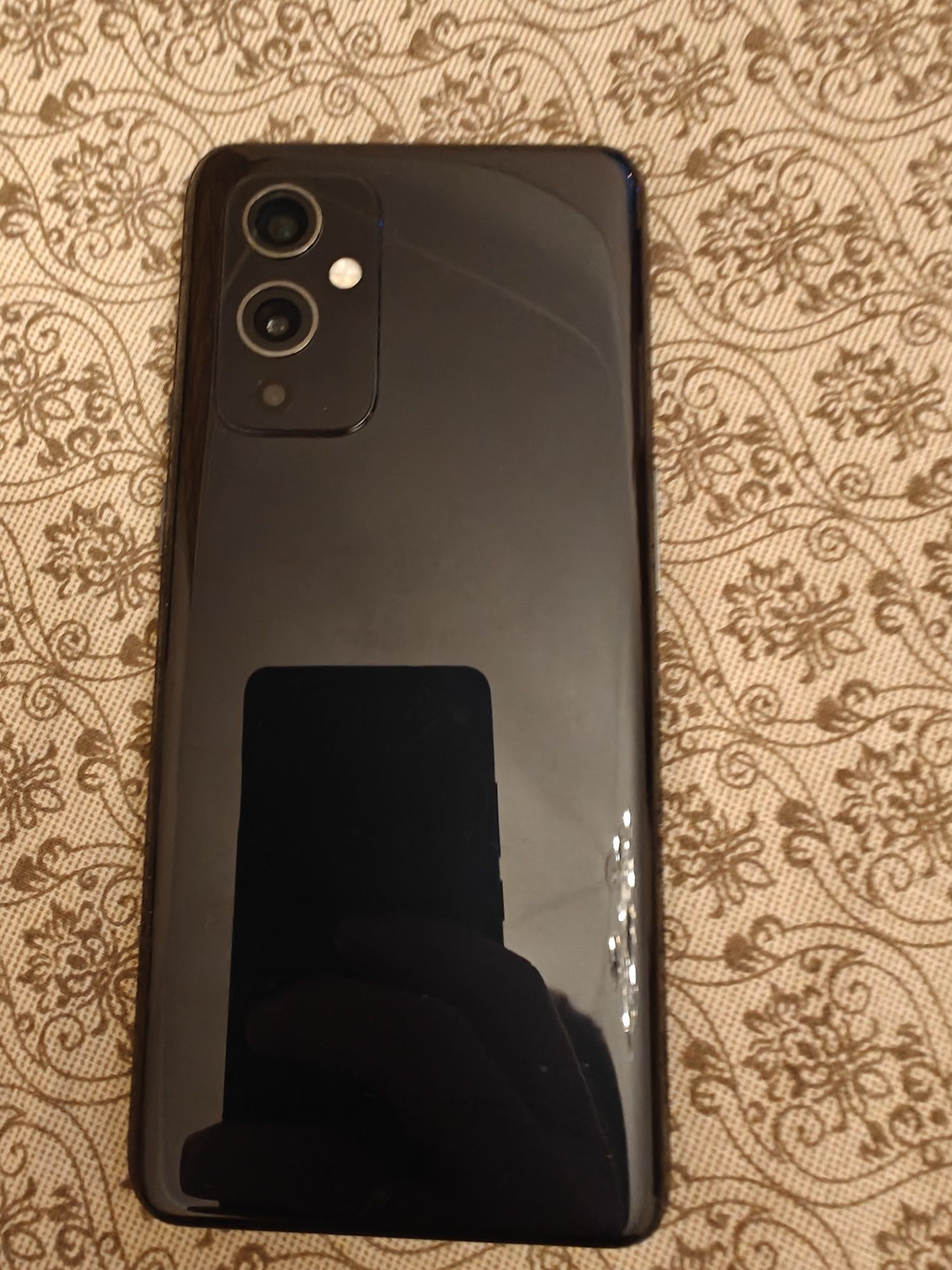 Смартфон OnePlus 9 на 2 сім та 8/128 ГБ LE2113