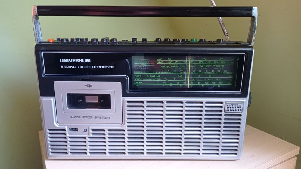 Radiomagnetofon Uniwersum CTR-2389