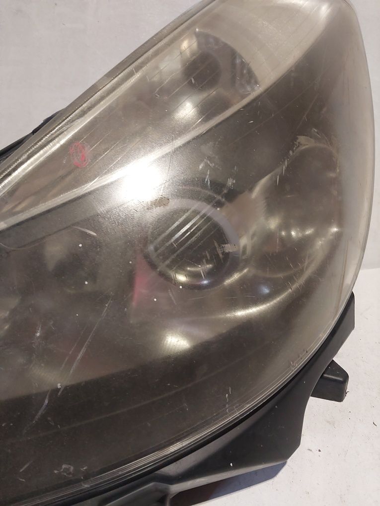 Renault clio III 3 lewa przednia lampa przód reflektor lewy soczewka