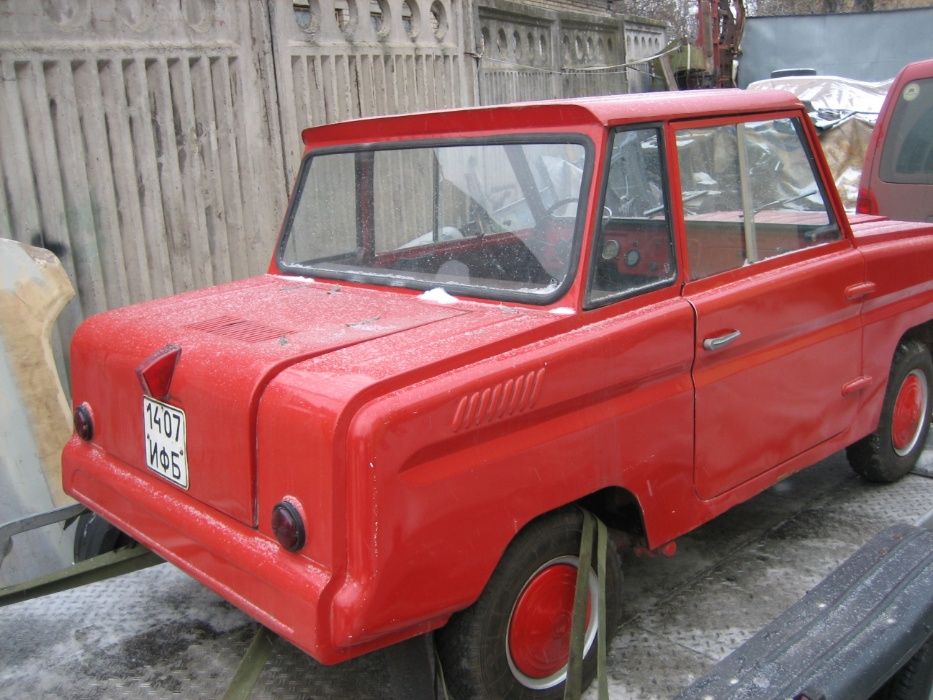 СМЗ С-3Д — двухместный четырёхколёсный автомобиль-мотоколяска