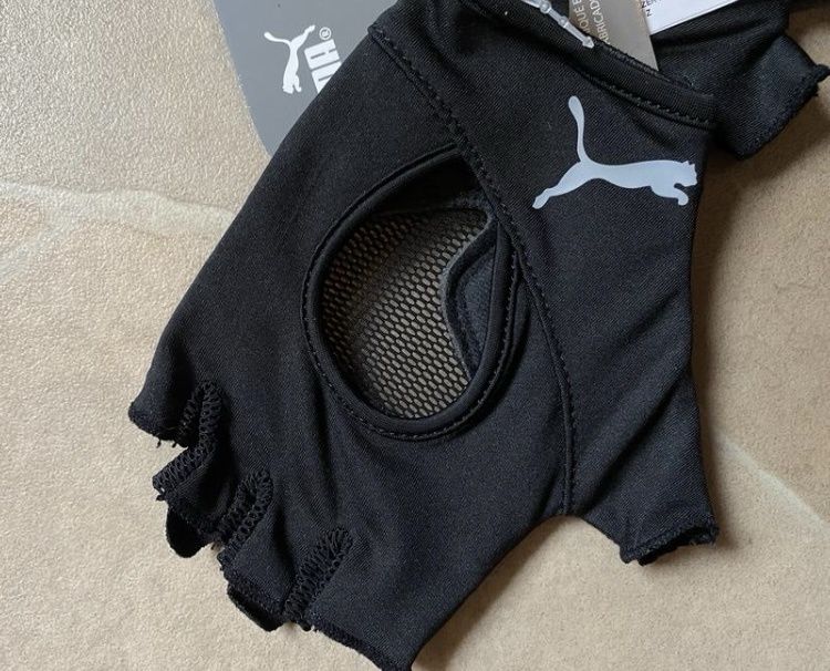 Рукавички Puma спортивні. Оригінал .