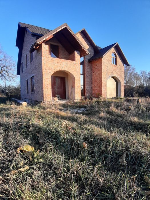 Незавершений будинок