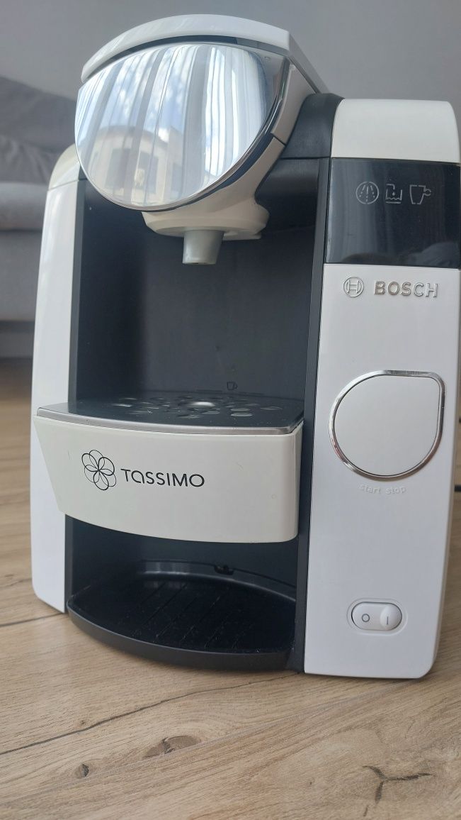Biały ekspres Bosh Tassimo