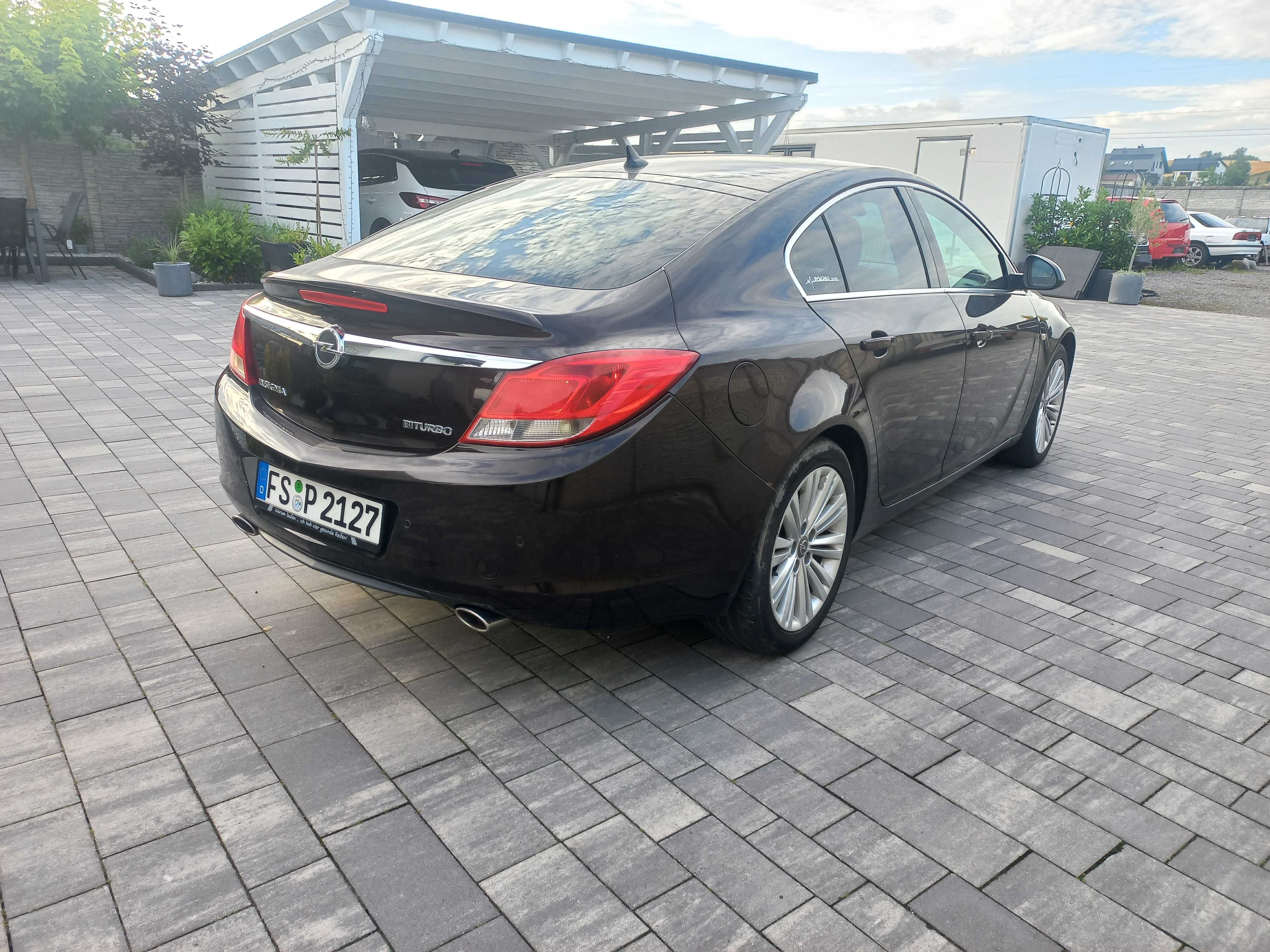 Insignia 2.0CDTI Biturbo manual z Niemiec