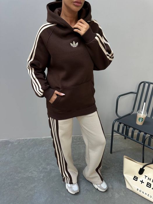 Жіночий теплий костюм/2